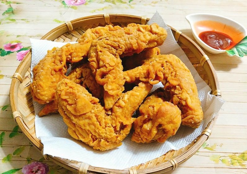 Cách làm gà rán KFC GIÒN TAN, VÀNG RUỘM tại nhà